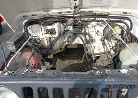 2004 Jeep Wrangler Se z USA, uszkodzony, nr VIN 1J4FA29164P741081